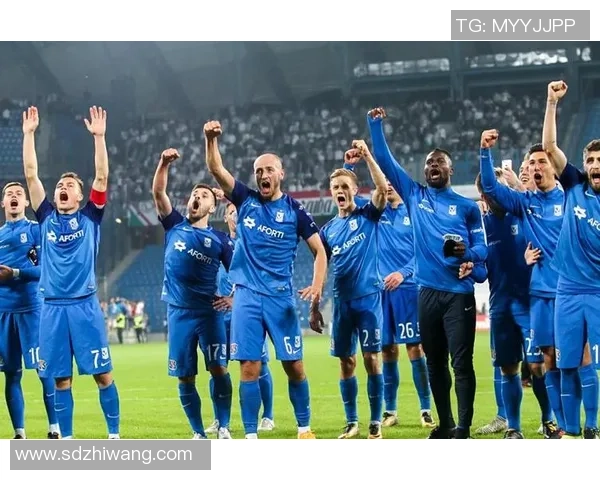 11月2日赛事分析哥罗纳对阵卢宾的精彩对决与战术解析 11月2日赛事分析哥罗纳对阵卢宾的精彩对决与战术解析